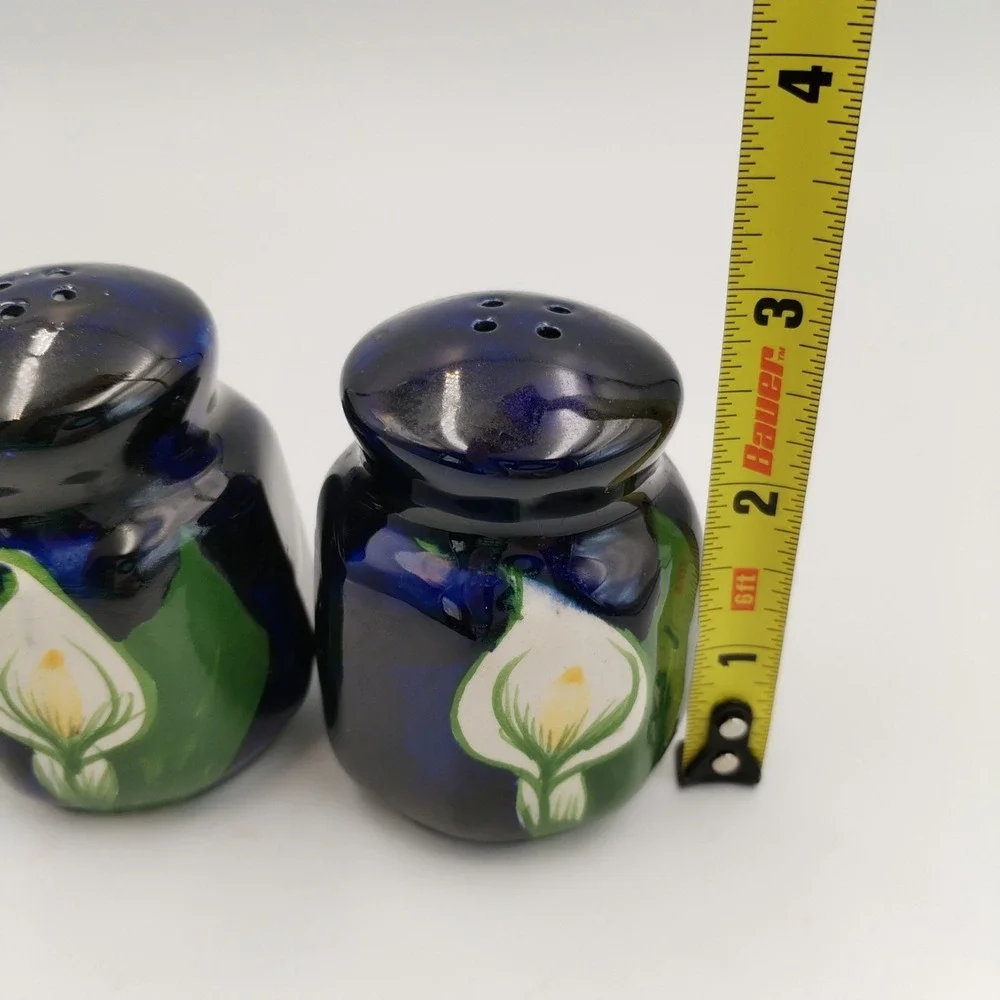 Vintage Hand Painted Mexican Talavera Cobalt Blue Calla Lily Salt Pepper Shakers
